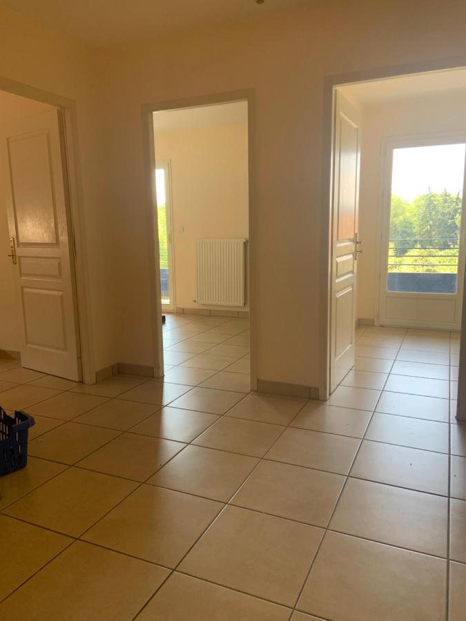 Klm Hotel Roussillon  Ngoại thất bức ảnh